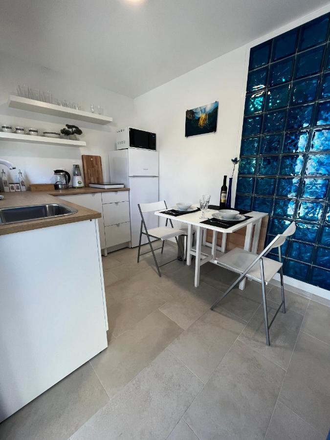 Blue Penguin Apartment Pinezici  Luaran gambar